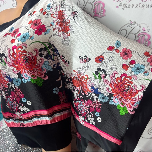 Bebe silk one shoulder bat wing scarf sleeved top shiny metallic multicolor - Picture 3 of 16